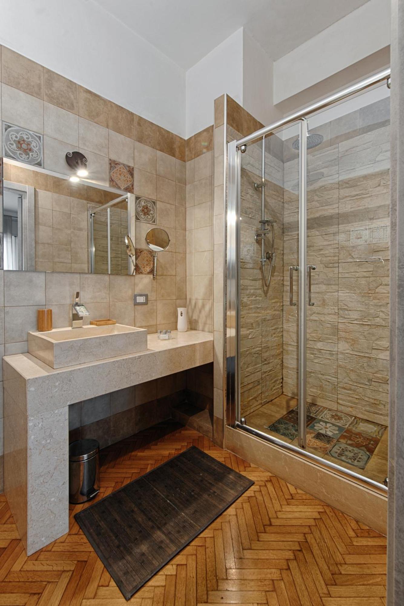 Penthouse Station Luxury Apts Le Dimore Бриндизи Экстерьер фото