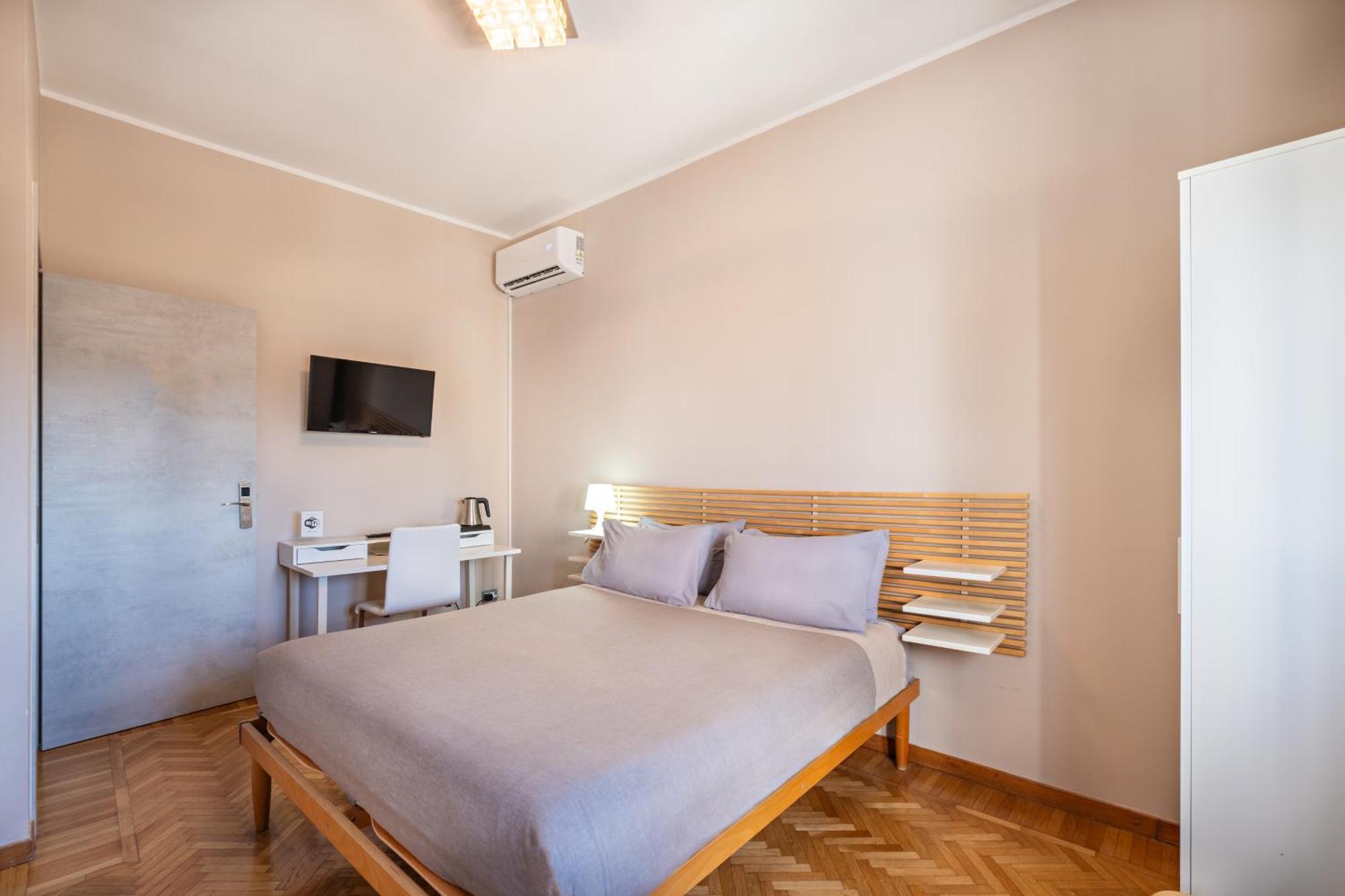 Penthouse Station Luxury Apts Le Dimore Бриндизи Экстерьер фото